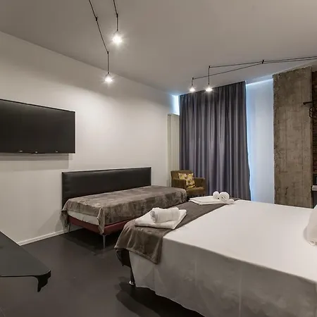 The Boutique 2* Naples